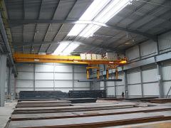 Bridge cranes of GIGA - double girder bridge crane GDMJ 2x10t:25,5m with rope stabilization on magnet traverse_2